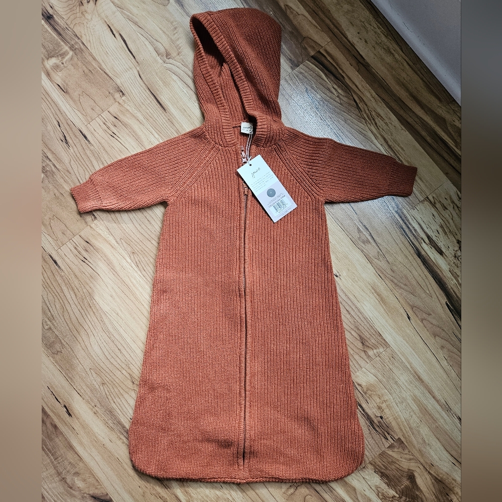 Goumi Knit wearable blanket